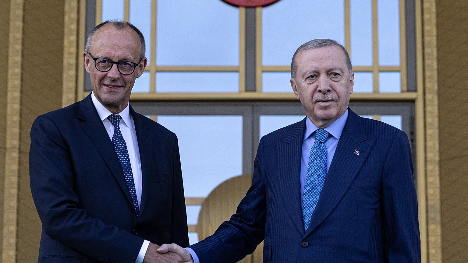 Merz’in Ankara ziyareti Yunanistan’ı gerdi! Eurofighter iddiası yeni krizin habercisi mi?