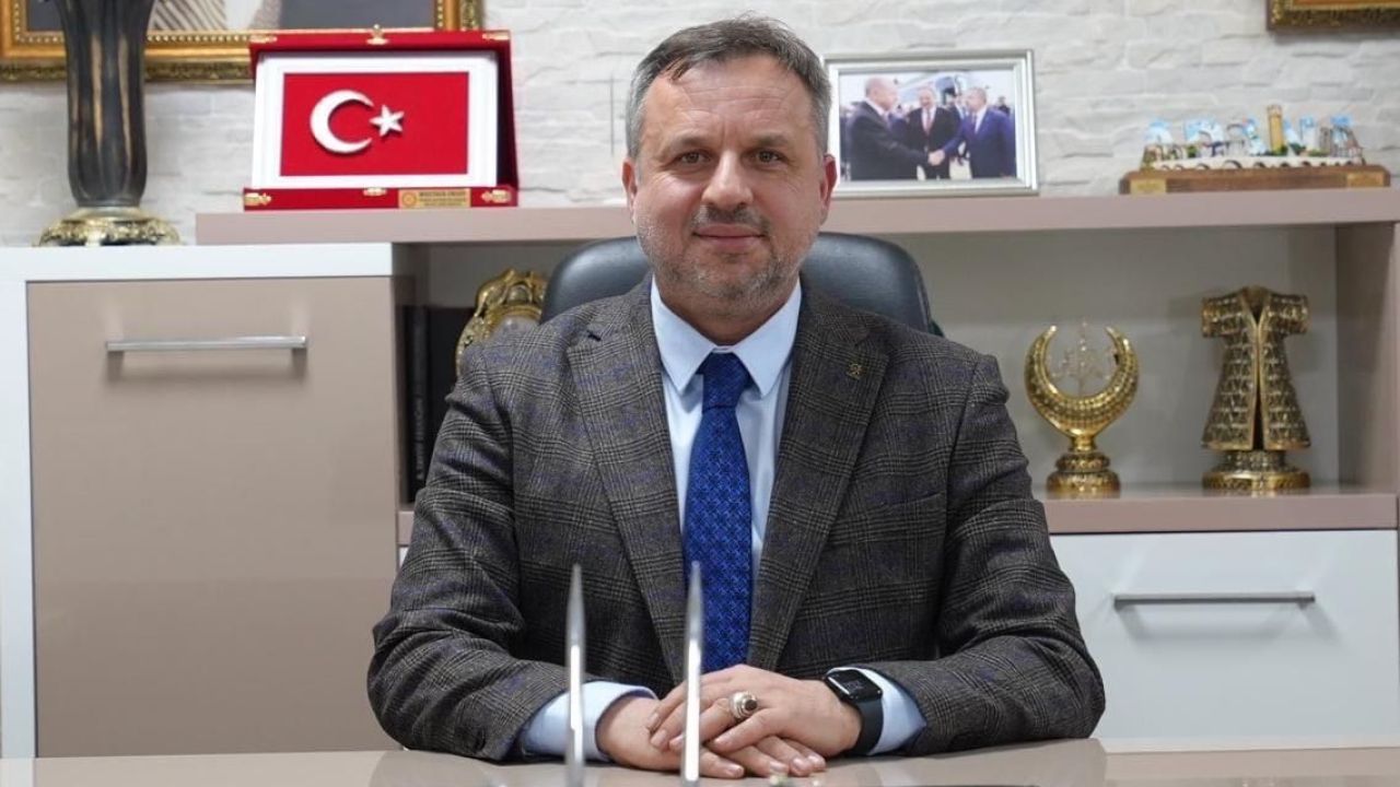 Dokuzlar’dan Hürriyet’te sert eleştiri: ” Kaosmatik Fatma hanımın rahatını bozduk”