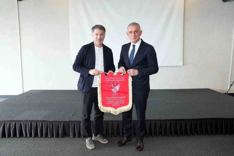 Kocaeli’de futbol diplomasisi: Türkiye ve Gürcistan maç yemeğinde buluştu