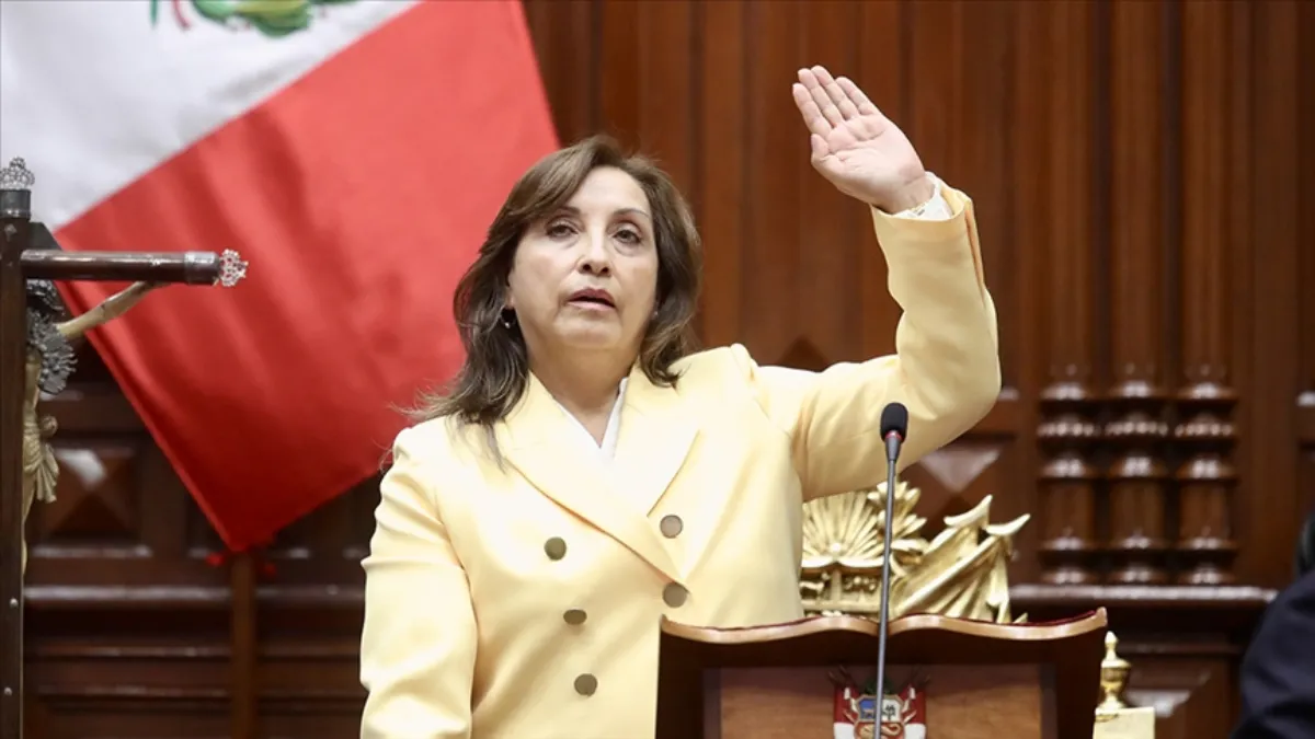 Olur mu öyle şey! demeyin… Peru’da devlet başkanını görevden aldılar