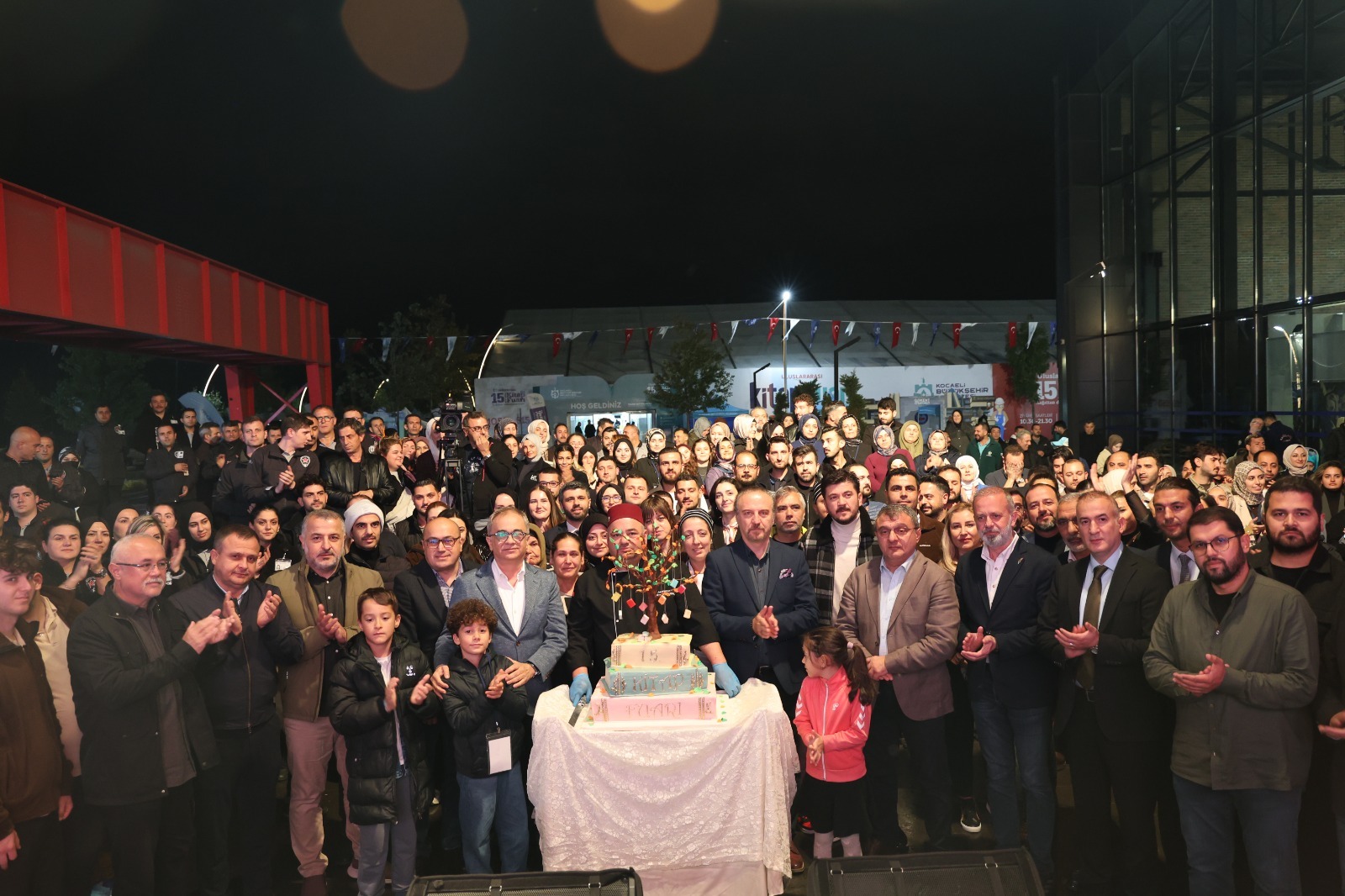 15.⁠ ⁠Uluslararası Kocaeli Kitap Fuarı ziyaretçi rekorunu kırdı!
