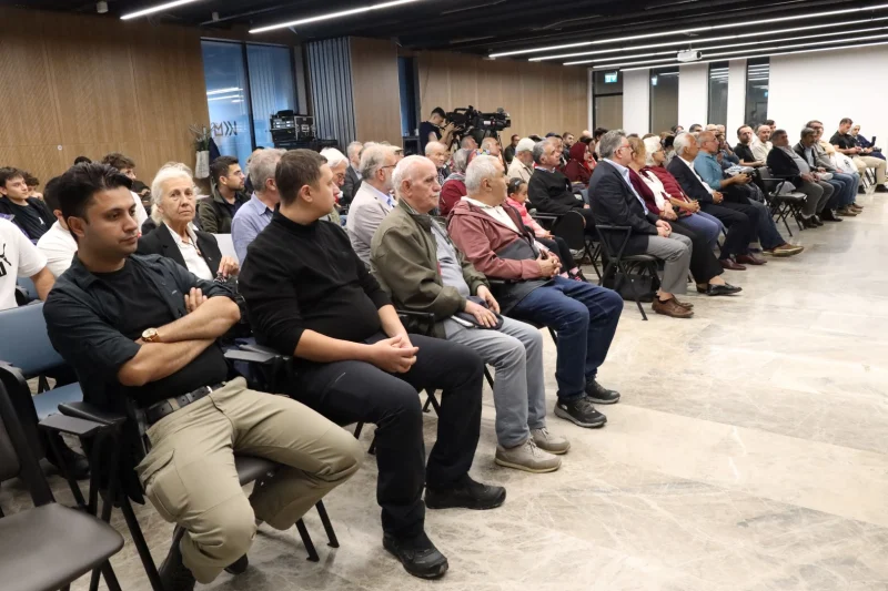 Doğu Perinçek, Kocaeli Kitap Fuarı’nda Asya Çağının Başladığını İlan Etti