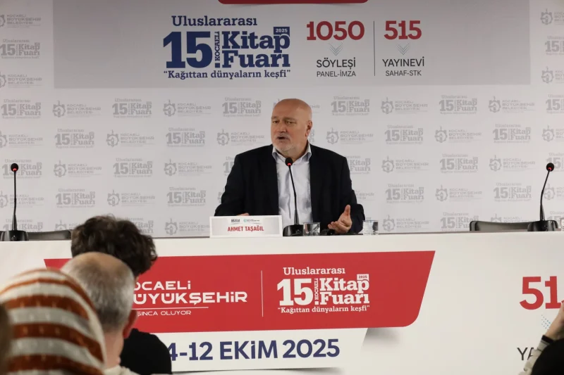 Prof. Dr. Ahmet Taşağıl, Kocaeli Kitap Fuarı’nı Türkiye’ye Anlatıyor