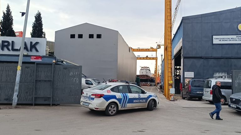 Tuzla tersanesinde facia: 1 işçi hayatını kaybetti