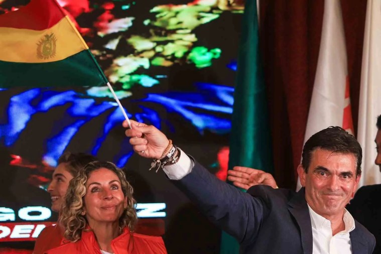 Bolivya’da 20 yıllık kesintisiz iktidar sona erdi