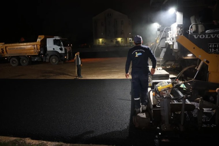 Kartepe’de Kültür Merkezi Yanına Yeni Otopark İnşa Edildi