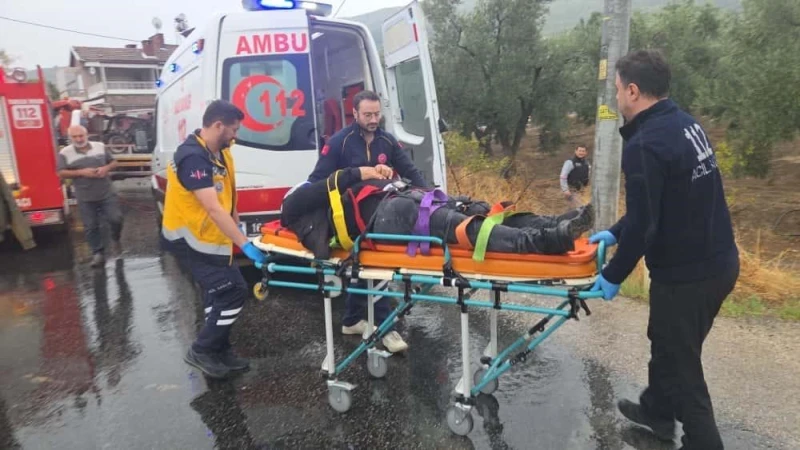 Bursa’da Çekici ile Kamyonet Çarpıştı: Dört Kişi Yaralandı