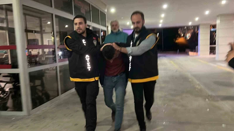 Eski Eşini Kucağındaki Bebeğe Aldırmadan Bıçaklayan Zanlı Tutuklandı