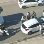 Trafikteki yumruklu kavga anbean kamerada!