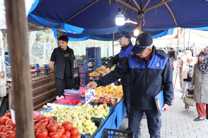 Kartepe’de Semt Pazarlarında Sıkı Denetim