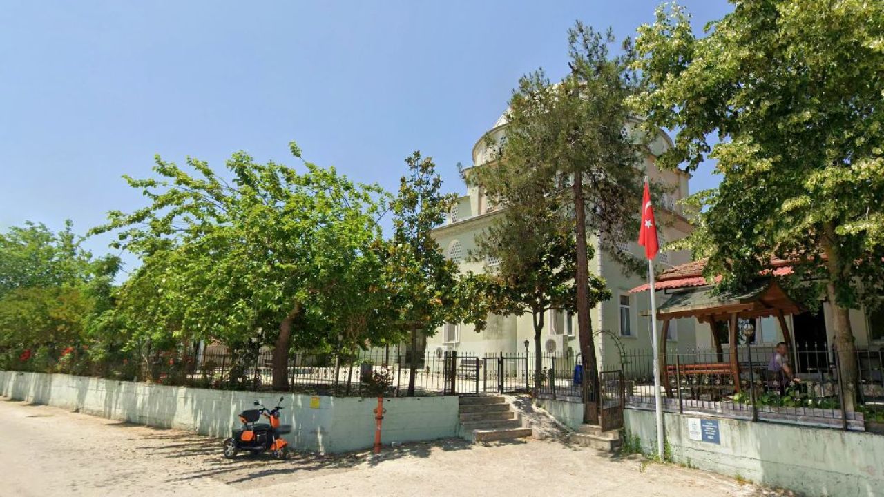 Cami arazisi satılacak mı? İzmit Belediyesi taşınmaz tartışması