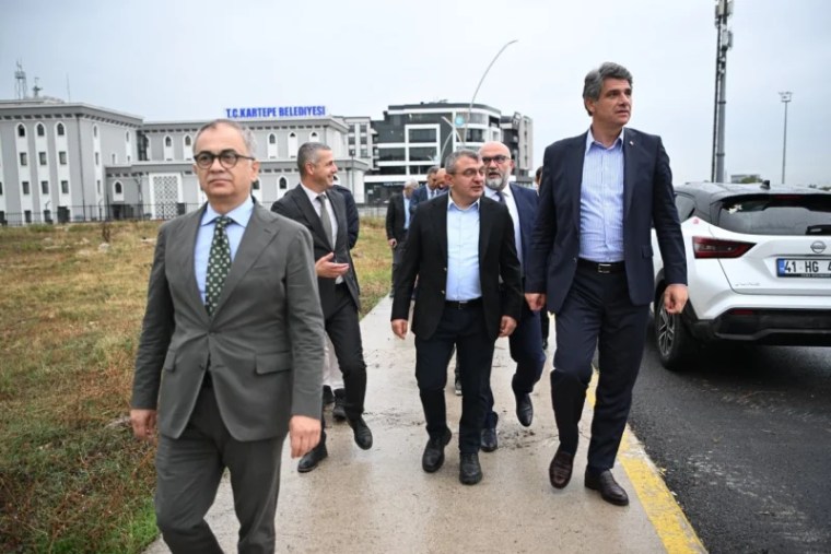 Kartepe’de Yeni Projeler Sahada Değerlendirildi