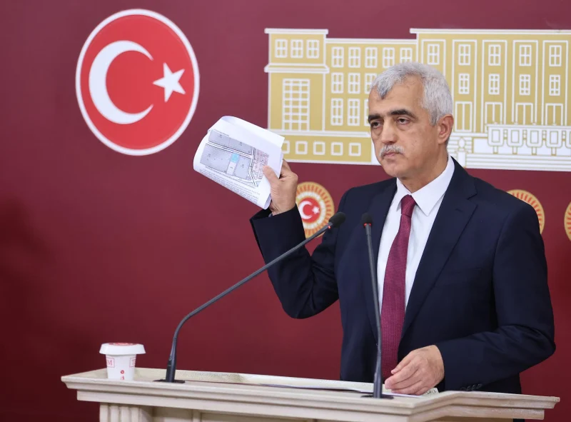 Gebze’de Yıkılan Binanın Ardındaki Sorular!