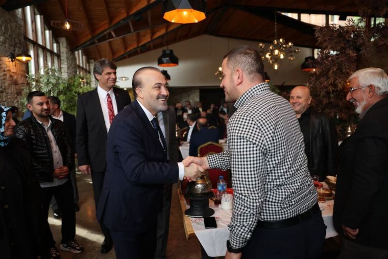 Başkan Talus’tan Kartepe’de vurgulu mesaj: “İstişare siyasetimizin temelidir”