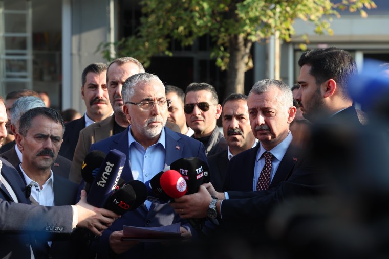 Bakan Işıkhan: “Patlamada 6 emekçi kardeşimiz hayatını kaybetmiş, 7 kardeşimiz de yaralanmıştır”