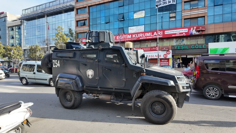 Bir otele el bombası atıldı