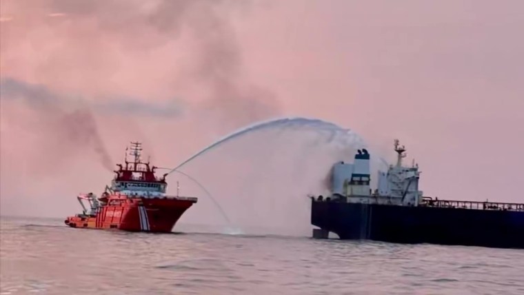 Kandıra açıklarında vurulan geminin görüntüleri ortaya çıktı