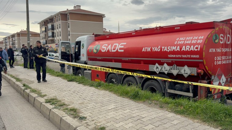 Tanker sürücüsü araçta silahla vurulmuş halde ölü bulundu