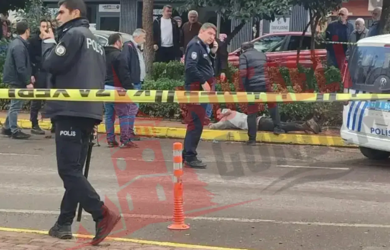 Gölcük Değirmendere’de bıçaklı panik: İki bıçakla vatandaşlara saldırdı