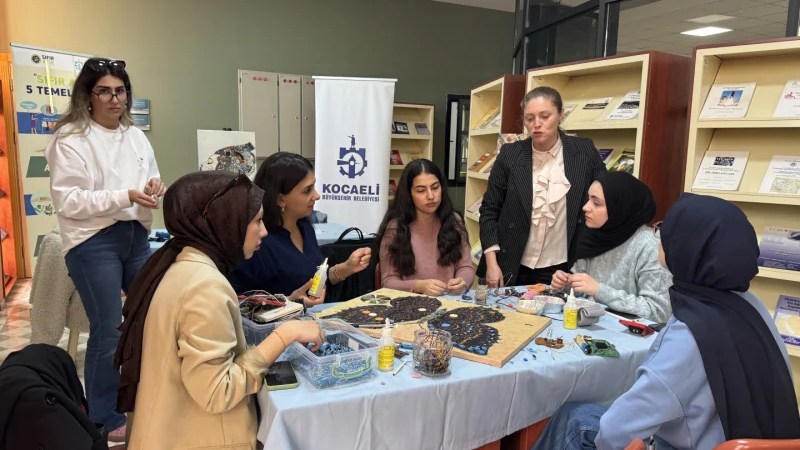 Kocaeli’de Elektronik Atıklardan Sanata Dönüşüm!