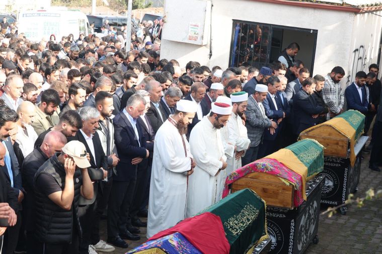 Faciada hayatını kaybedenler son yolculuğuna uğurlandı