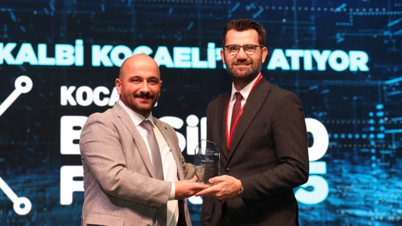 Kocaeli Bilişim Fuarı’nda Yapay Zeka ve Tasarım!
