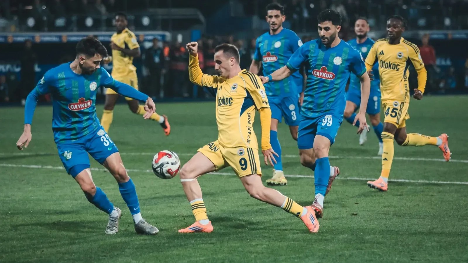 Rizespor – Fenerbahçe maçında canlı bahis krizi