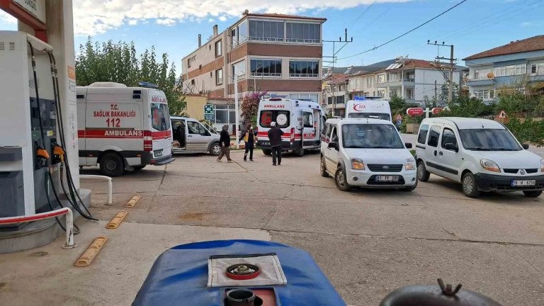 İznik'te Tavuklu Pilavdan Zehirlenen İşçiler Hastaneye Kaldırıldı