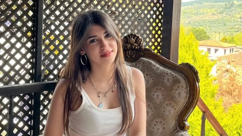İzmir'de Kazada Genç Kız Hayatını Kaybetti