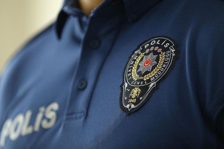 Kartepe’den yürekler yakan haber! Genç polis intihar etti