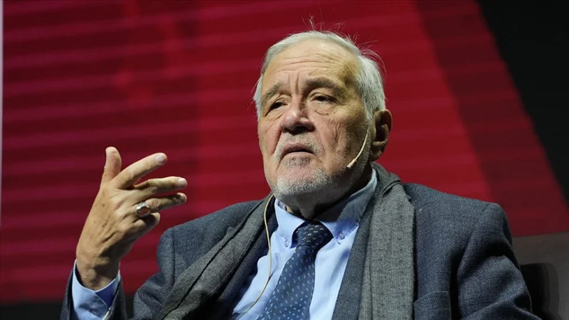 İlber Ortaylı: Kritik Noktadayız!