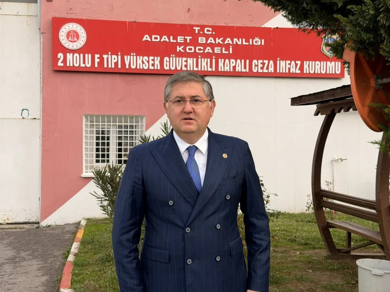 Kocaeli F Tipi Cezaevi’nde Yıldızlı’dan Ziyaret!