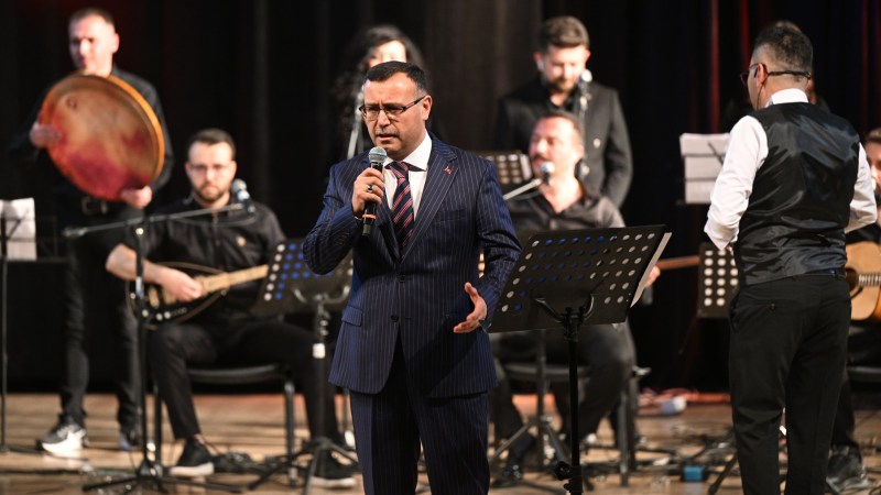 Kocaeli Eski Başsavcısı Habib Korkmaz Kayseri’de Sahne Aldı!
