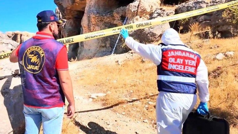 Diyarbakır’da Tahliye Edilen Şüpheli Eşini Öldürdü!
