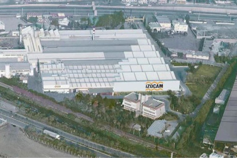 İzocam Dilovası fabrikasını kapatmadan önce işçilerin hakkını verdi