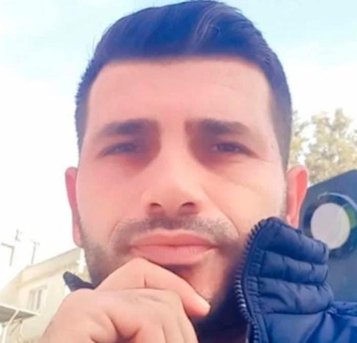 Genç adam bahçede ölü bulundu