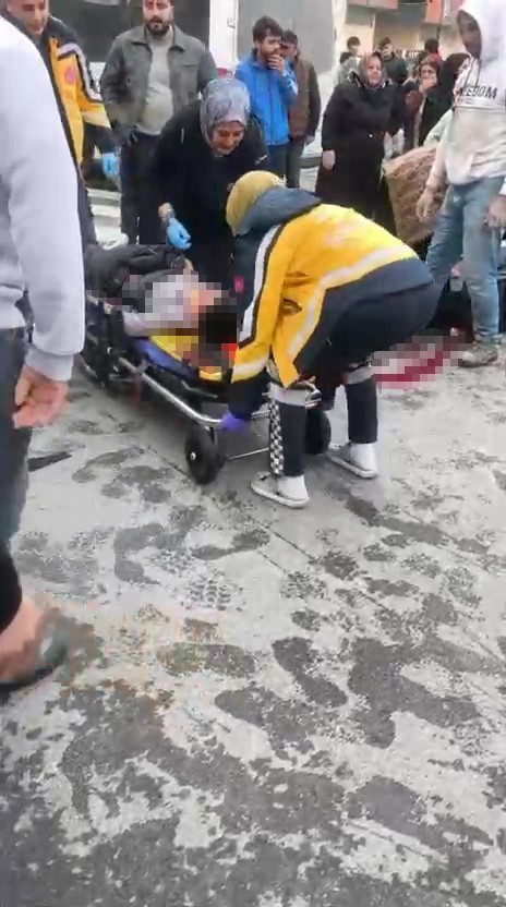 Kazada hayatını kaybeden Miraç İslam, gözyaşlarıyla defnedildi
