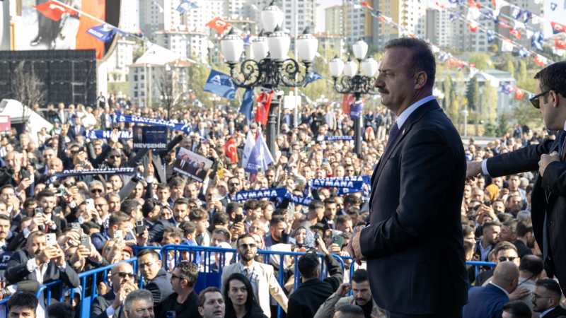 Anahtar Parti 100 Bin Üye Barajını Aştı!