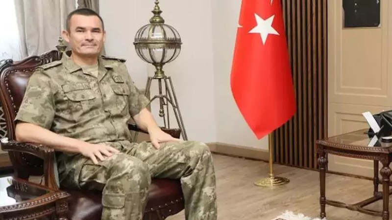 Keşke şaka olsa, ama değil! İnsan kaçakçılığı yapan Tuğgeneral!