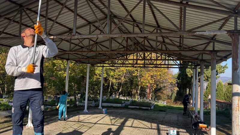 Kocaeli’de Mezarlıklarda Kesintisiz Çalışma!