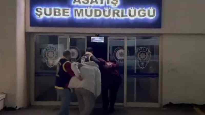 Sevgili çiftten gasp ve darp!