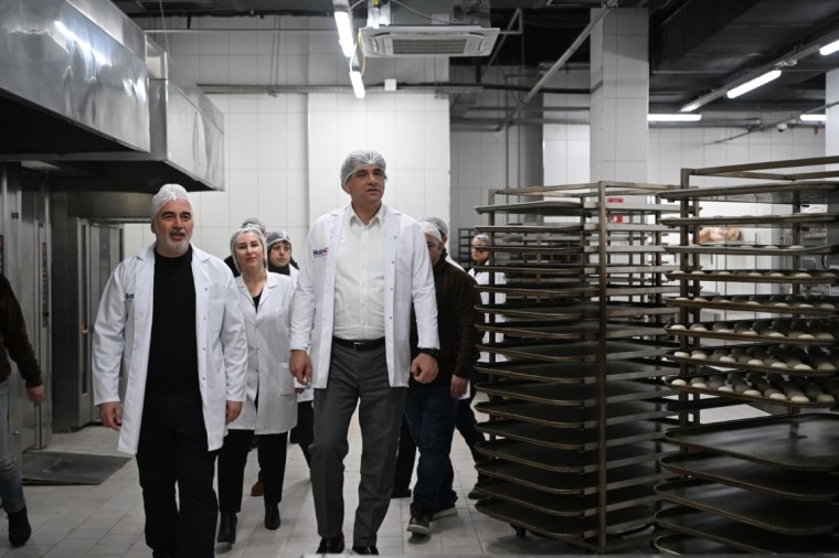 Başkan Kocaman’dan Kartepe’de HIZIR 41 Afet Mutfağı’na Ziyaret!