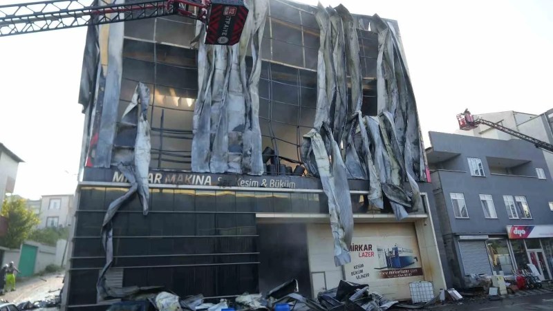 Dilovası'nda 7 Kişinin Öldüğü Fabrika Yangınına İlişkin Müfettiş Raporu Açıklandı