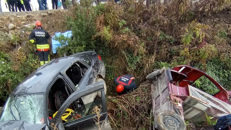 Ordu'da Üç Tekerlekli Araç ve Otomobil Çarpıştı: 2 Ölü, 1 Yaralı