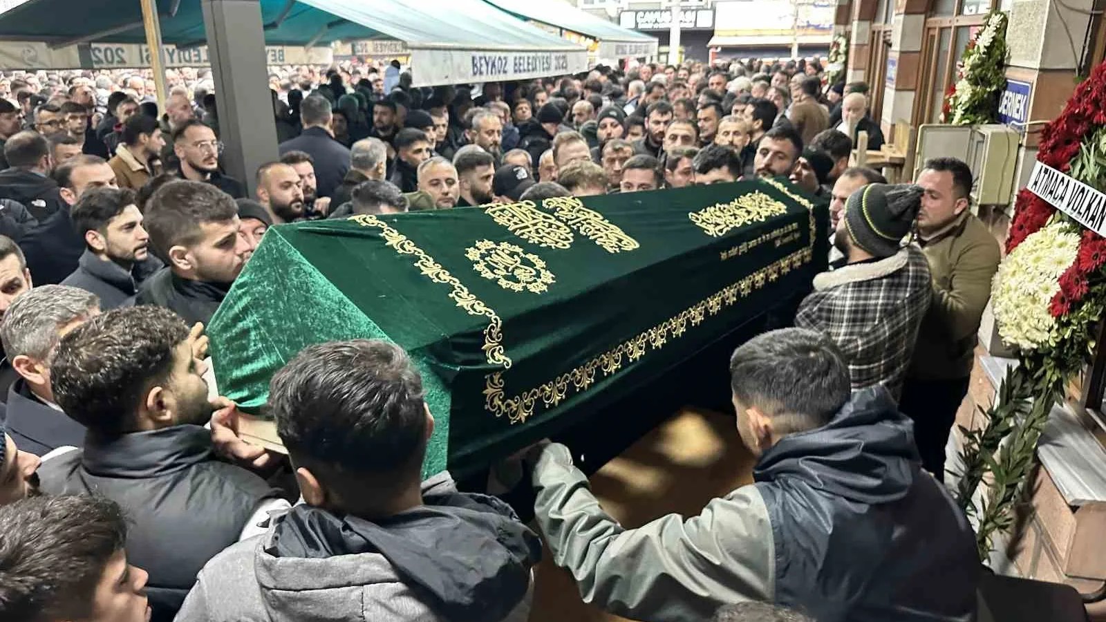 Beykoz'da Tartışma Kanlı Bitti: Genç Hayatını Kaybetti