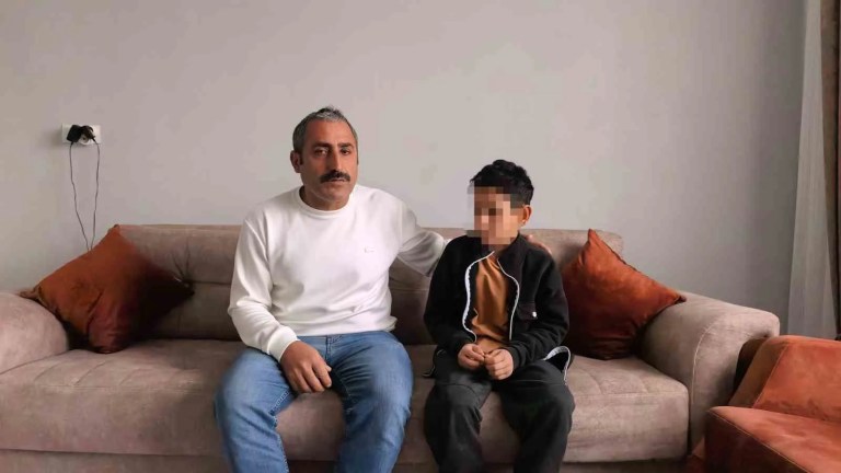 Okul Müdürü Öğrenciyi Darp Etti: Aile Şikayetçi Oldu