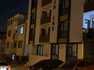 Kocaeli'de 16 Yaşındaki Genç Kız Evde Başından Vurulmuş Halde Bulundu