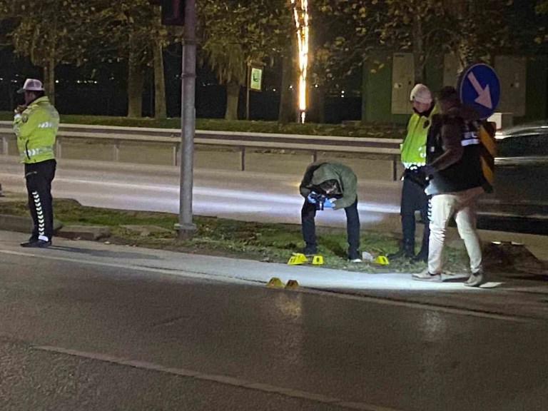 Kocaeli'de Silahlı Saldırı: Üç Kişi Yaralandı