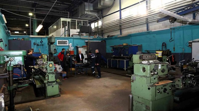 Kocaeli Büyükşehir Belediyesi'nin Atölyesi Tasarruf Sağlıyor