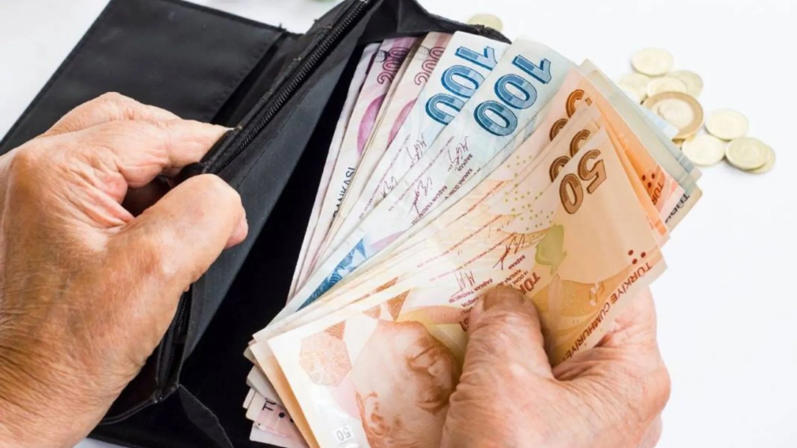 En düşük emekli maaşı ve memur maaşı belli oldu!